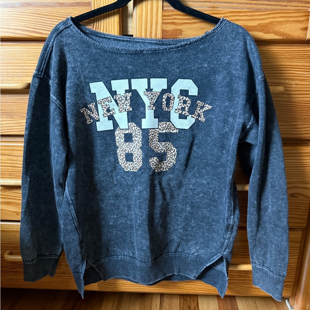 NYC 85 Graphic Women's Sweatshirt - Blue Gray